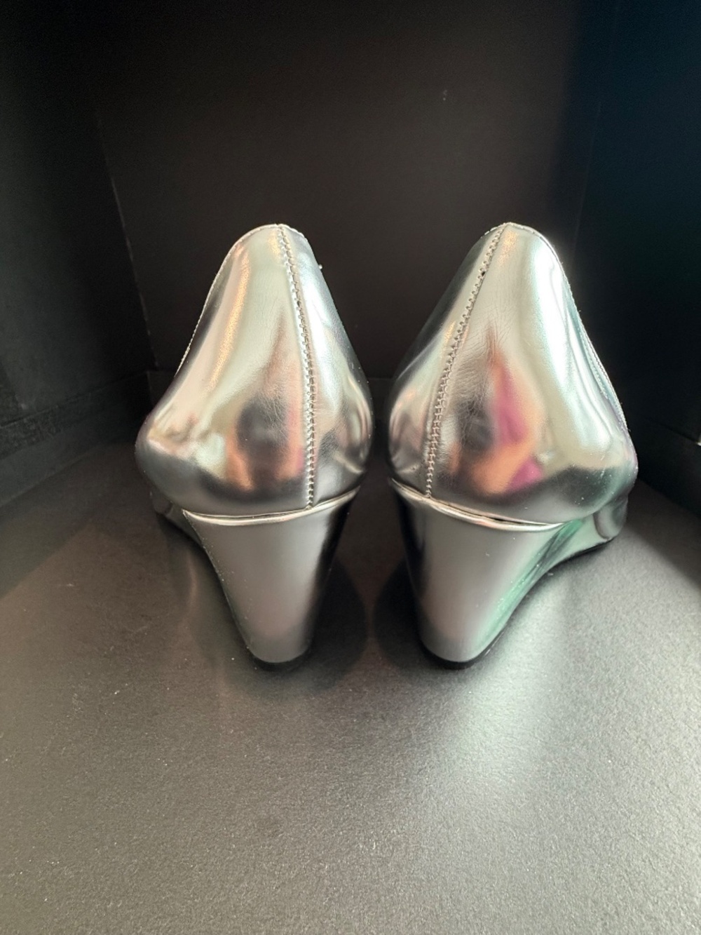 Shoes - Picture 5 of 7